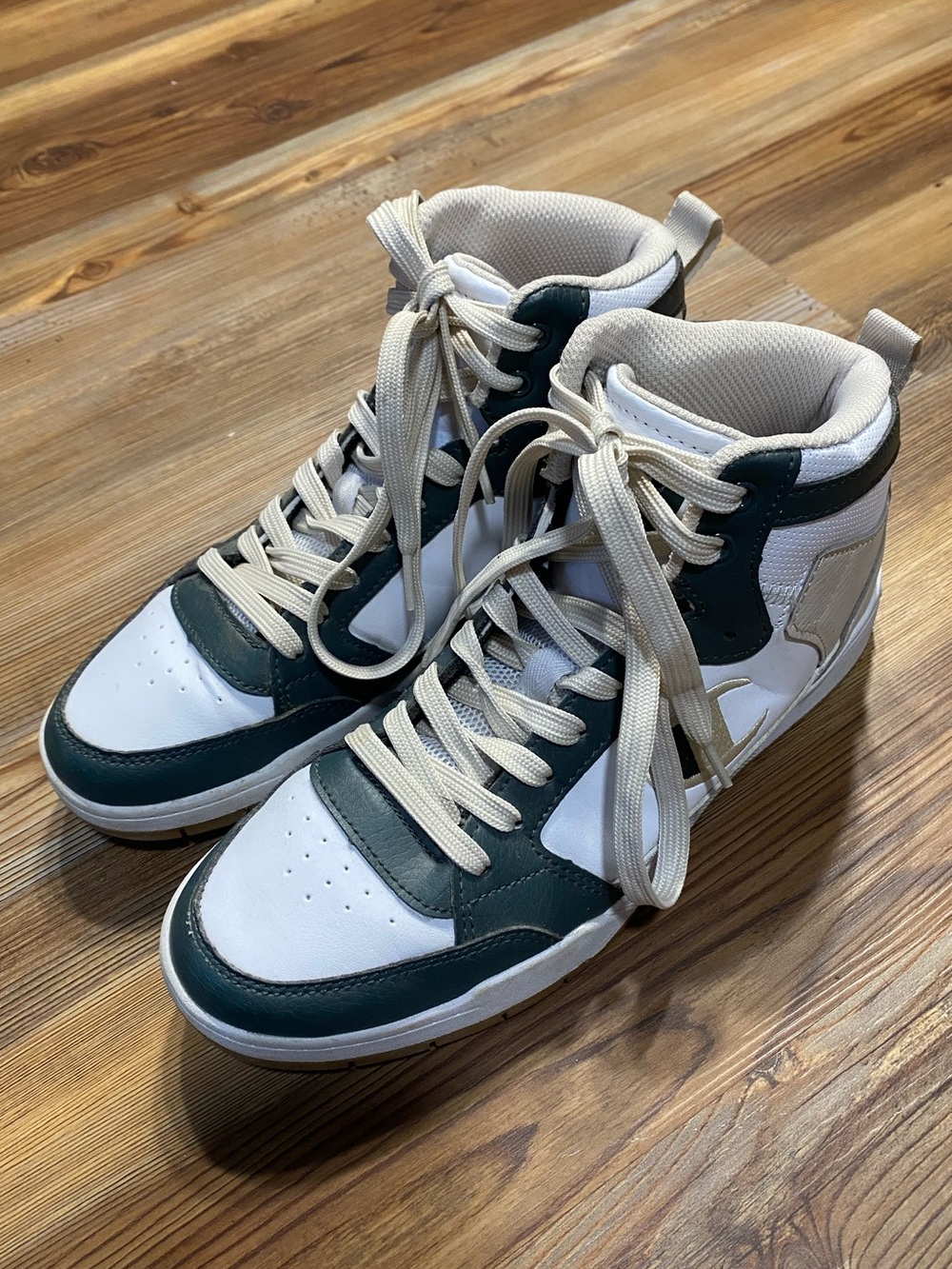 4/$16 Champion Arena Power HI V2 Men’s Shoes